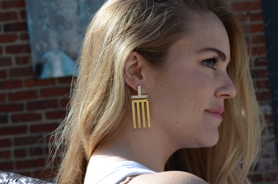 T-Line Earrings - ANTHER a shop