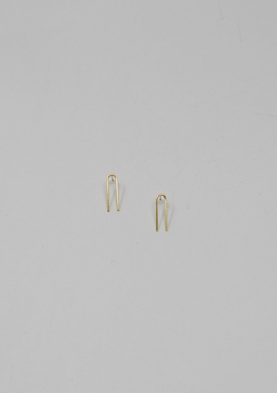 U-Plug Gold Earrings - ANTHER a shop